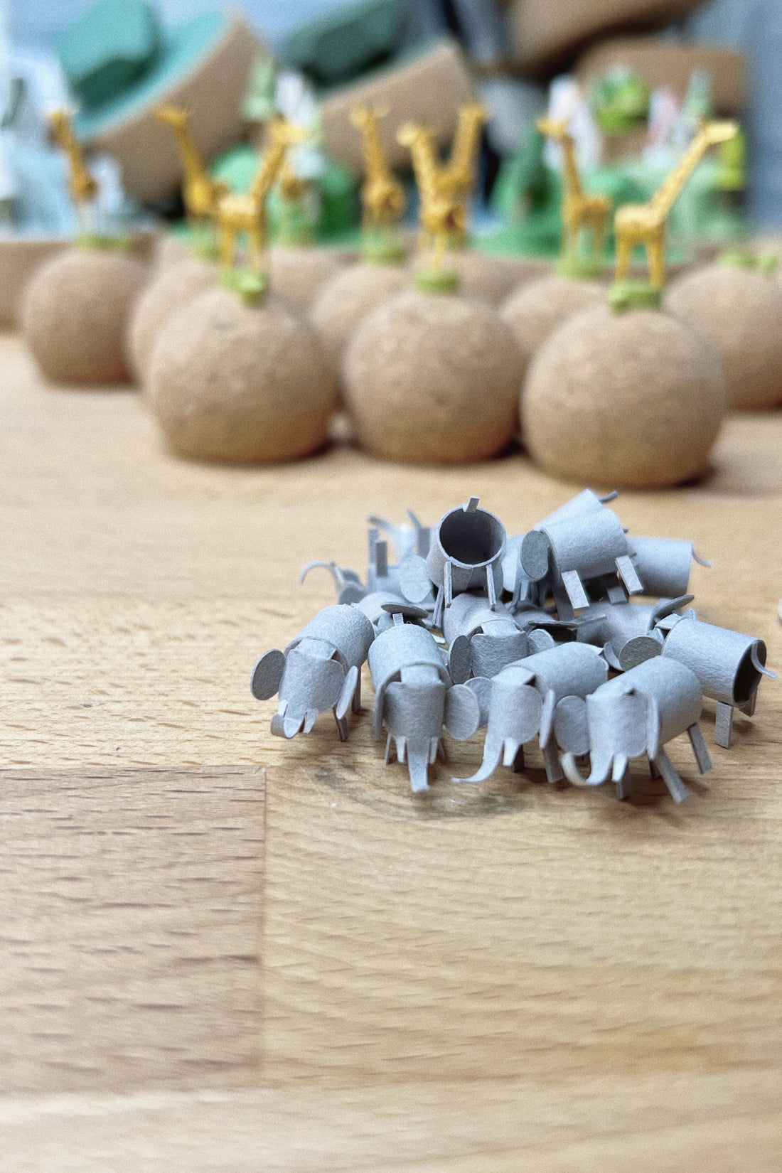 草原動物｜大象與鳥兒